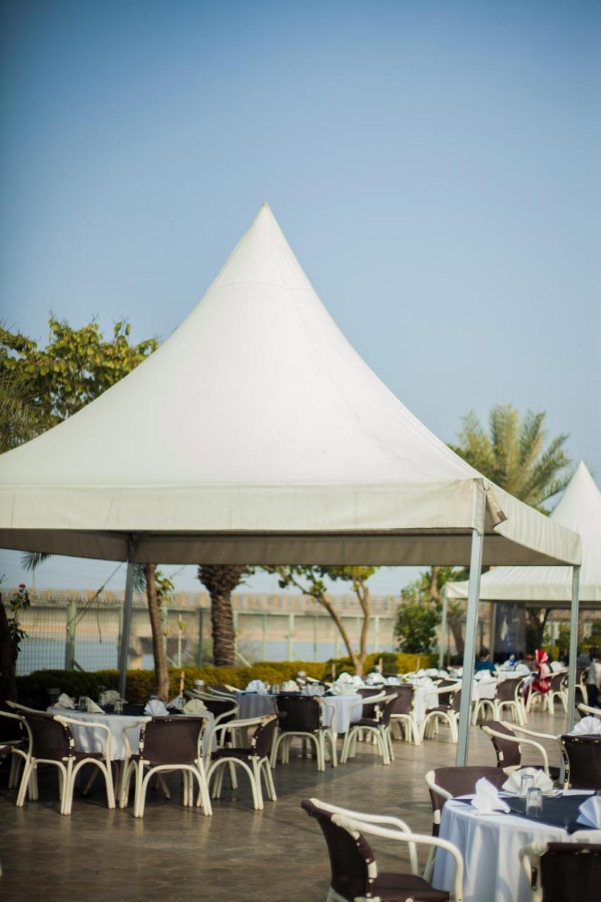 Hotel Akbars Kinara シアールコート エクステリア 写真